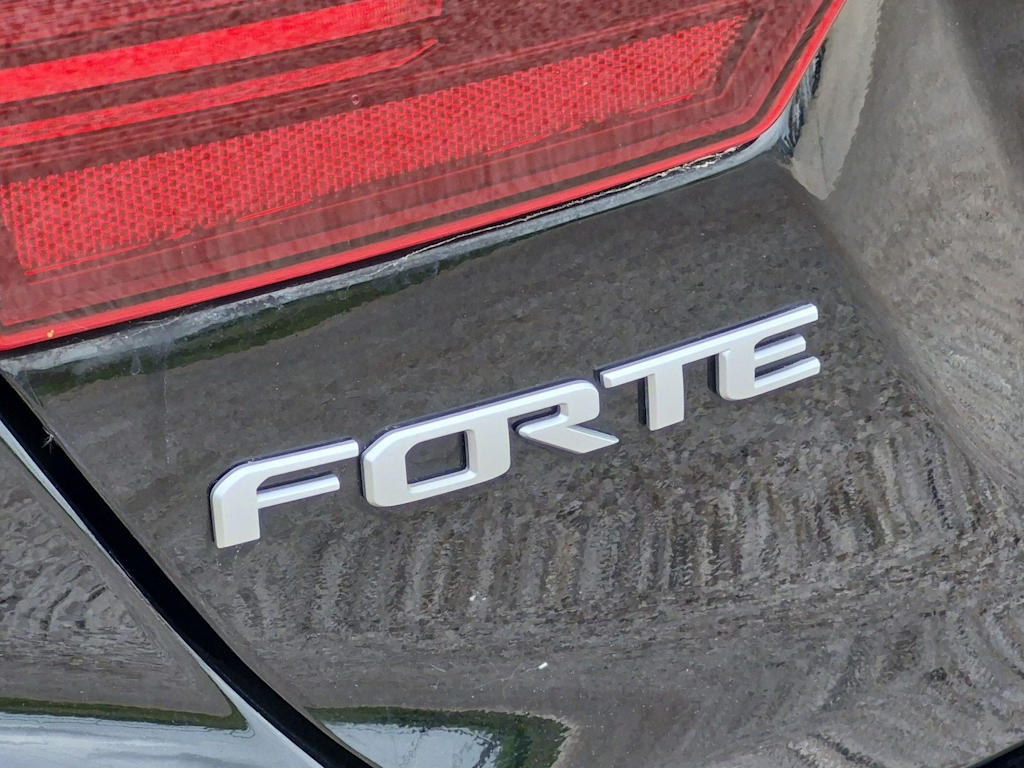 Thumbnail: 2024 Kia Forte - 34