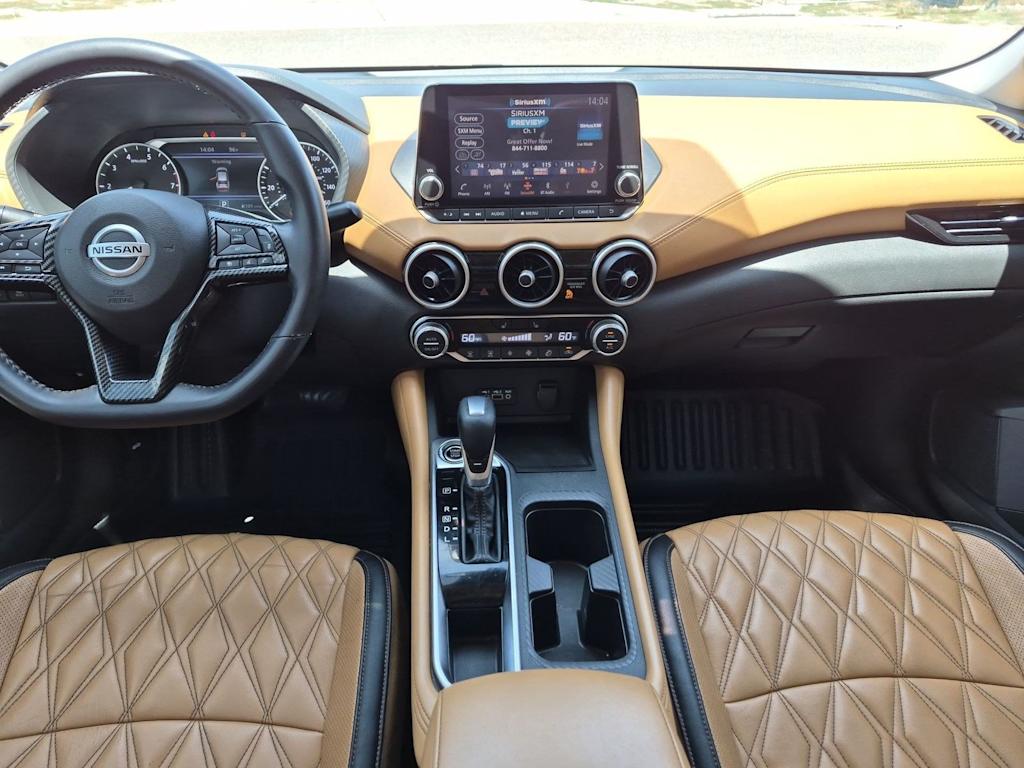 Thumbnail: 2020 Nissan Sentra - 10