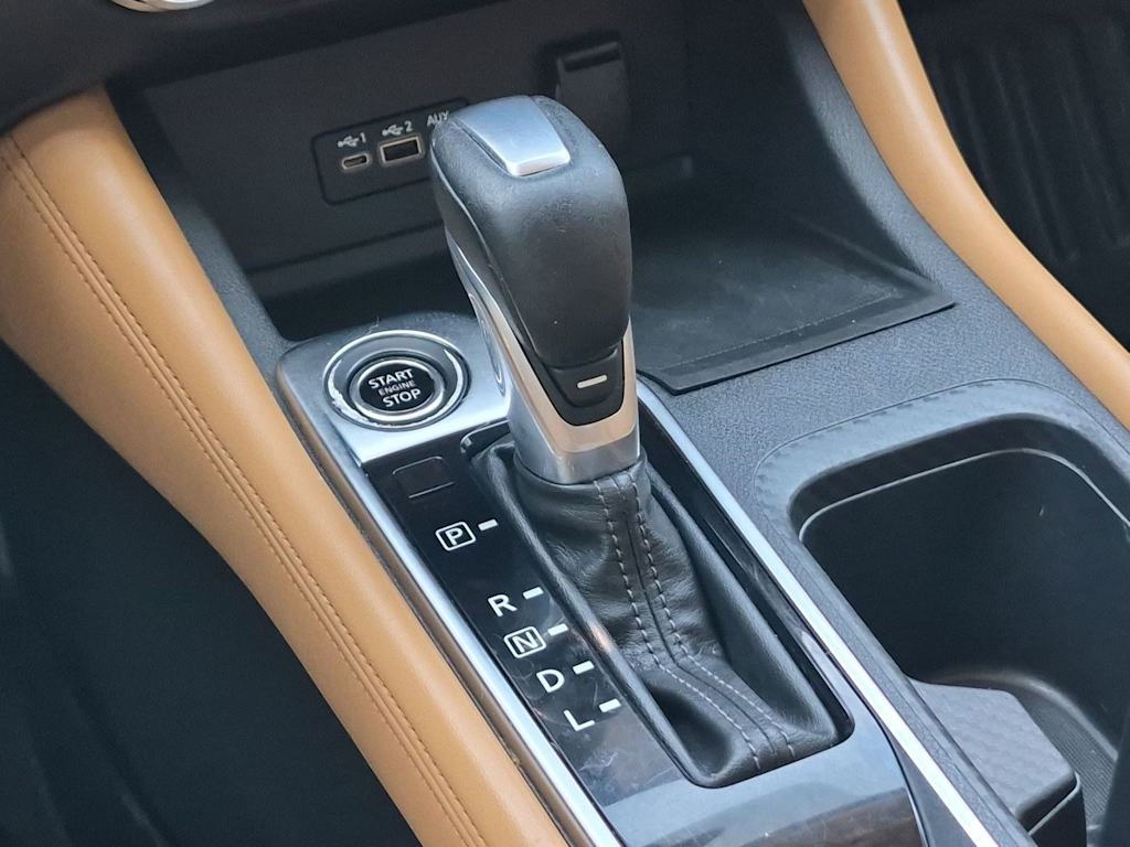 Thumbnail: 2020 Nissan Sentra - 16
