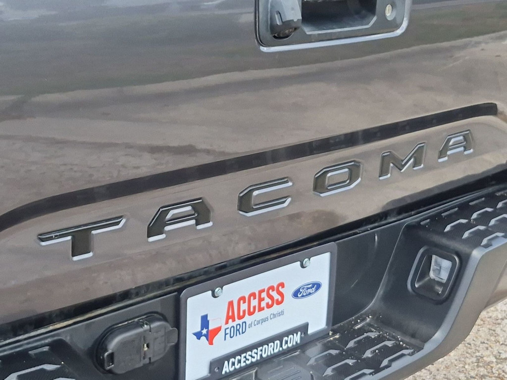 Thumbnail: 2023 Toyota Tacoma - 31