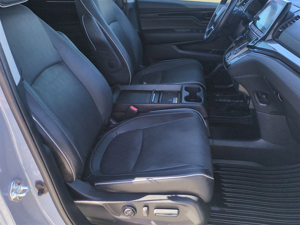 Thumbnail: 2023 Honda Odyssey - 12