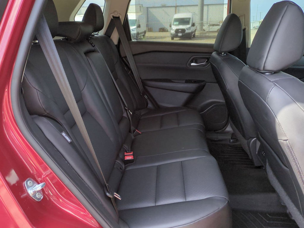 Thumbnail: 2023 Nissan Rogue - 33