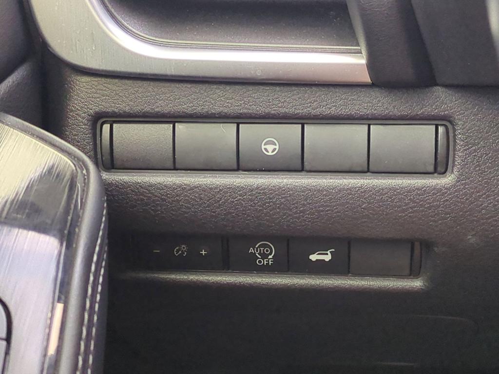 Thumbnail: 2023 Nissan Rogue - 28