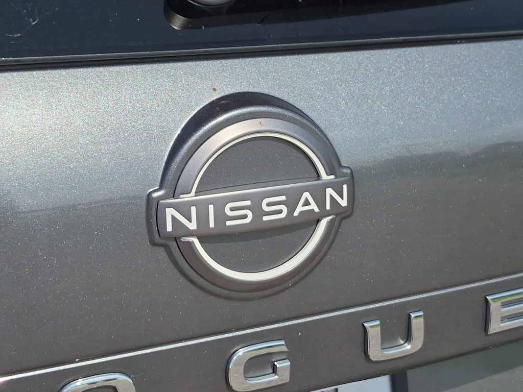 Thumbnail: 2023 Nissan Rogue - 7