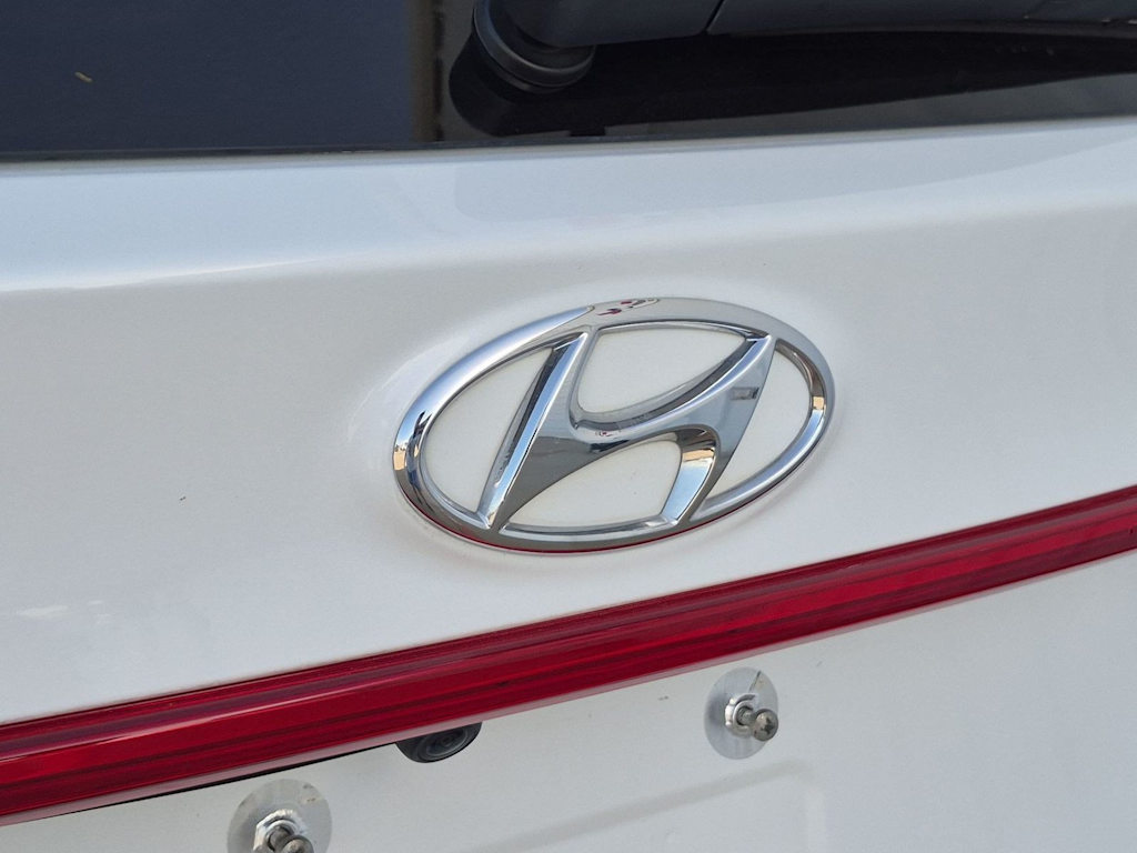 Thumbnail: 2022 Hyundai Santa Fe - 6