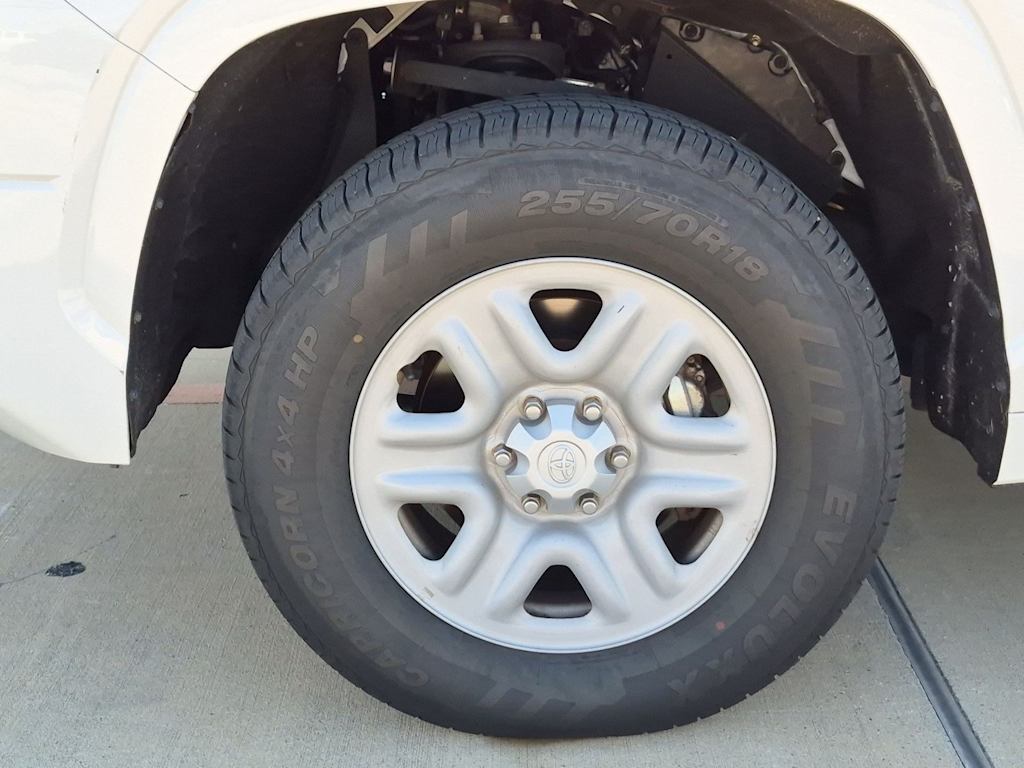 Thumbnail: 2022 Toyota Tundra - 6