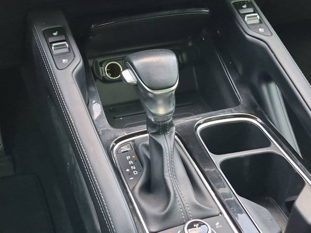Thumbnail: 2022 Kia Telluride - 16