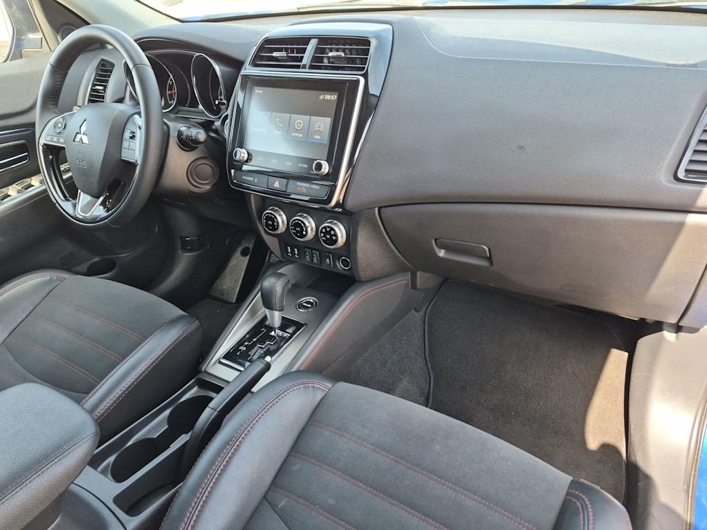 Thumbnail: 2024 Mitsubishi Outlander Sport - 13