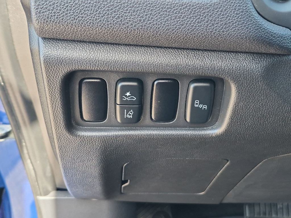 Thumbnail: 2024 Mitsubishi Outlander Sport - 28