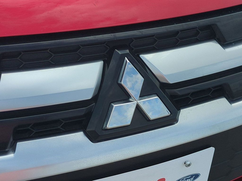 Thumbnail: 2025 Mitsubishi Outlander Sport - 7