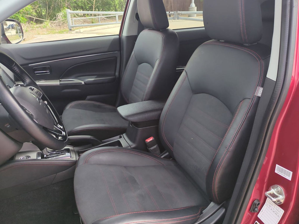 Thumbnail: 2025 Mitsubishi Outlander Sport - 11