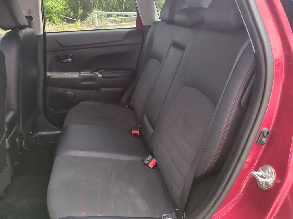 Thumbnail: 2025 Mitsubishi Outlander Sport - 13