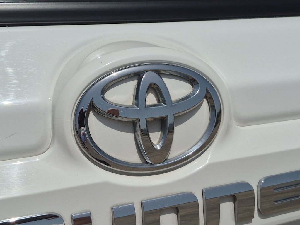 Thumbnail: 2022 Toyota 4Runner - 6
