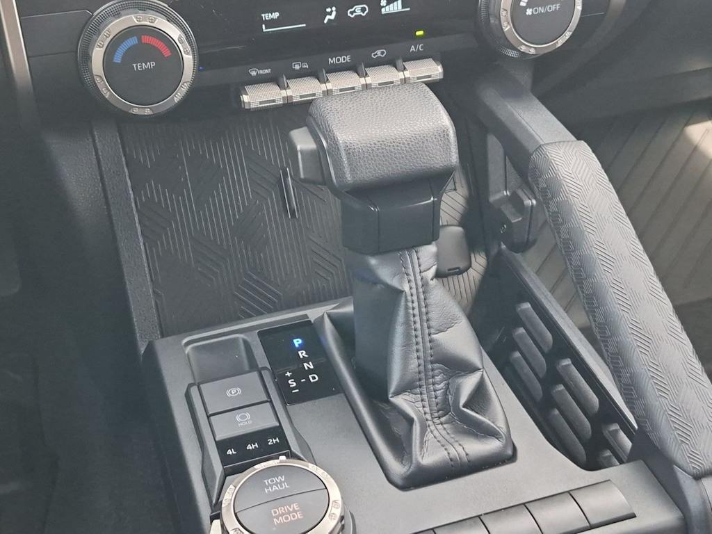 Thumbnail: 2025 Toyota 4Runner - 16