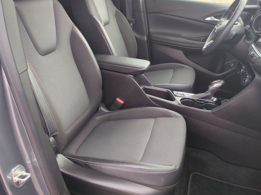 Thumbnail: 2022 Buick Encore GX - 11