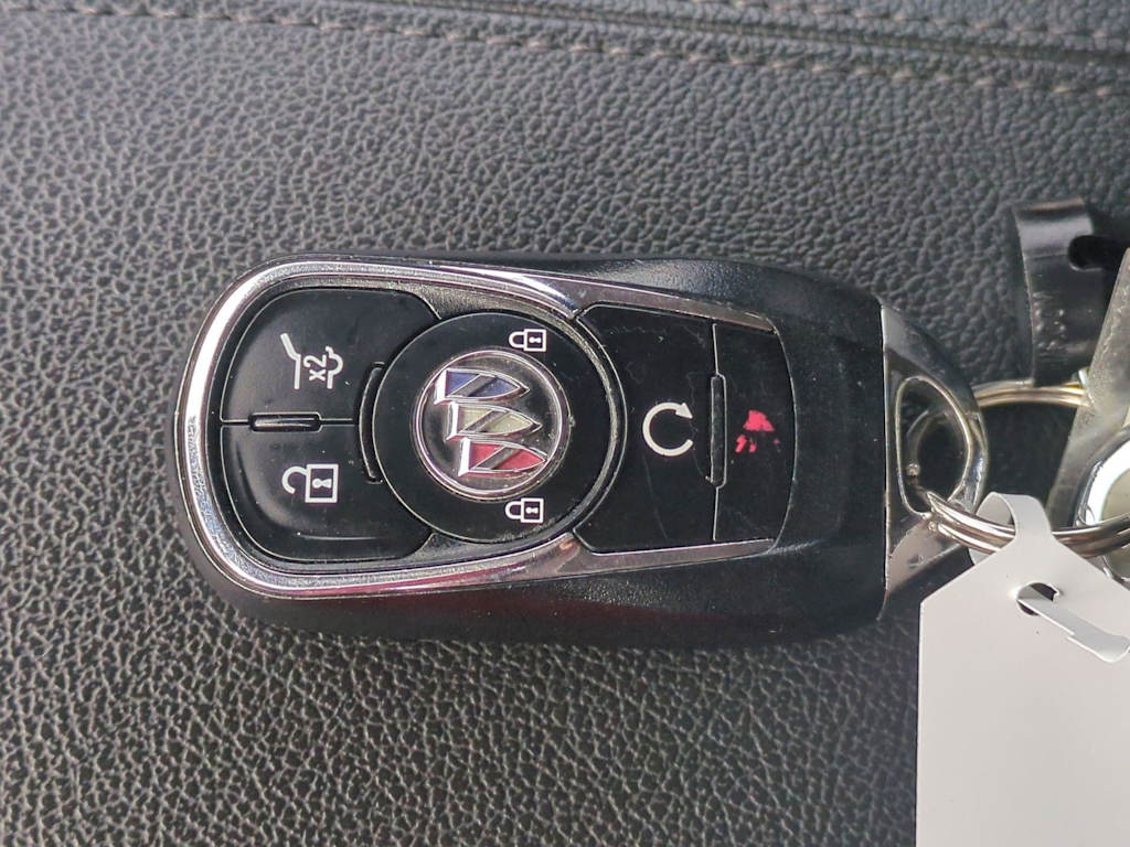 Thumbnail: 2022 Buick Encore GX - 18