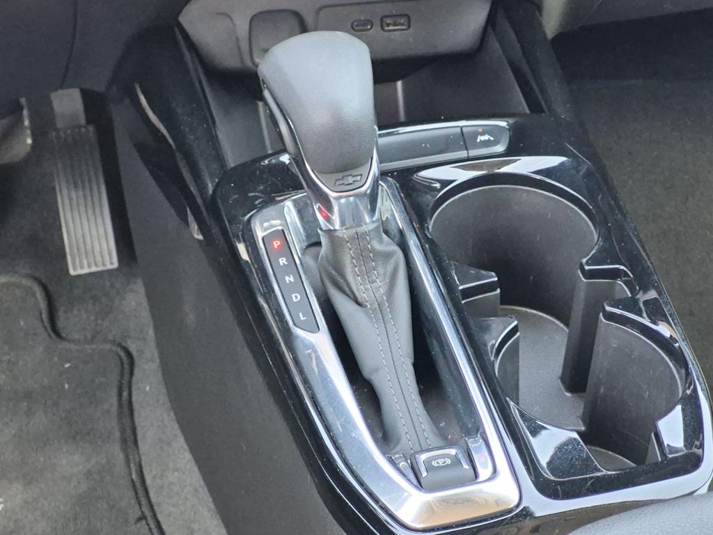 Thumbnail: 2025 Chevrolet Trax - 15