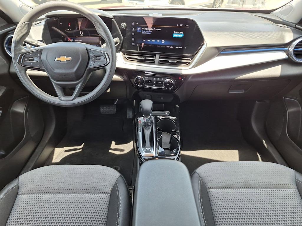 Thumbnail: 2025 Chevrolet Trax - 10