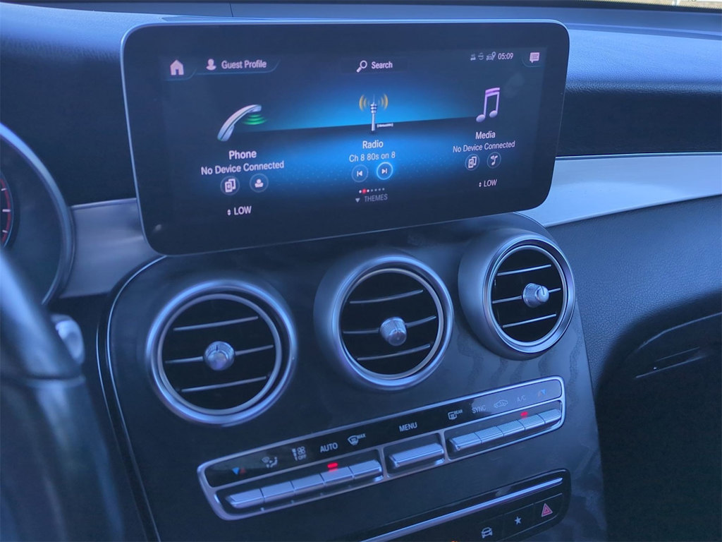 Thumbnail: 2022 Mercedes-Benz GLC - 15