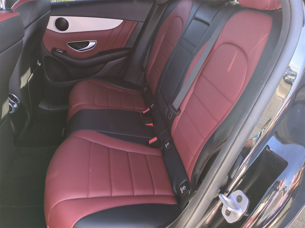 Thumbnail: 2022 Mercedes-Benz GLC - 13