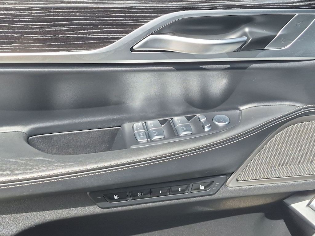 Thumbnail: 2022 BMW 7 Series - 33