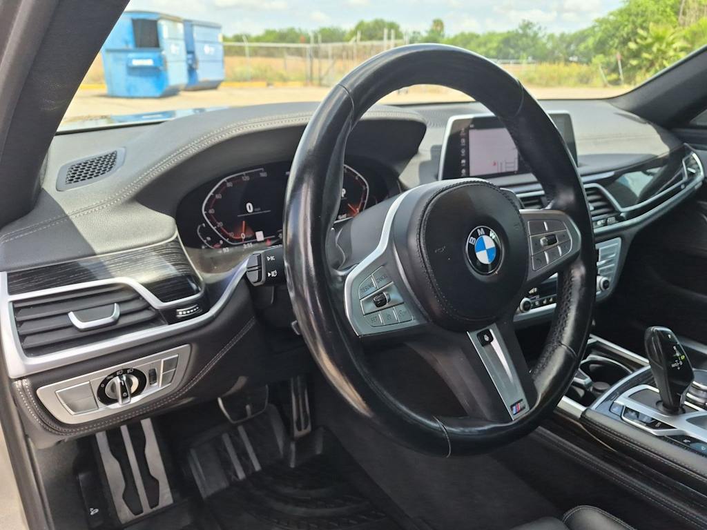 Thumbnail: 2022 BMW 7 Series - 2