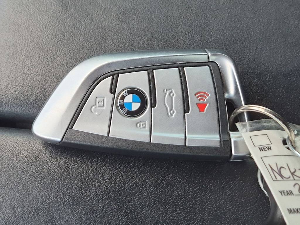 Thumbnail: 2022 BMW 7 Series - 18