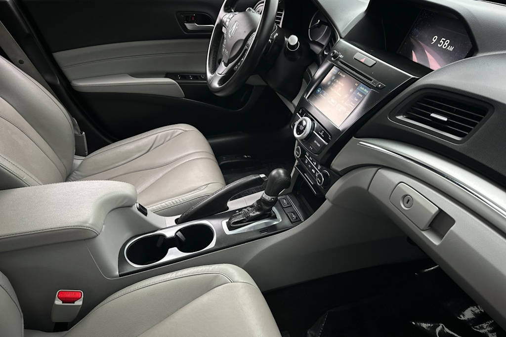 Thumbnail: 2020 Acura ILX - 11