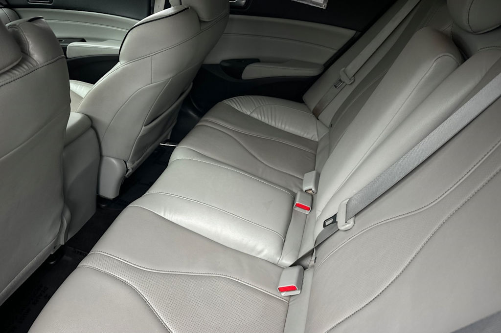 Thumbnail: 2020 Acura ILX - 10