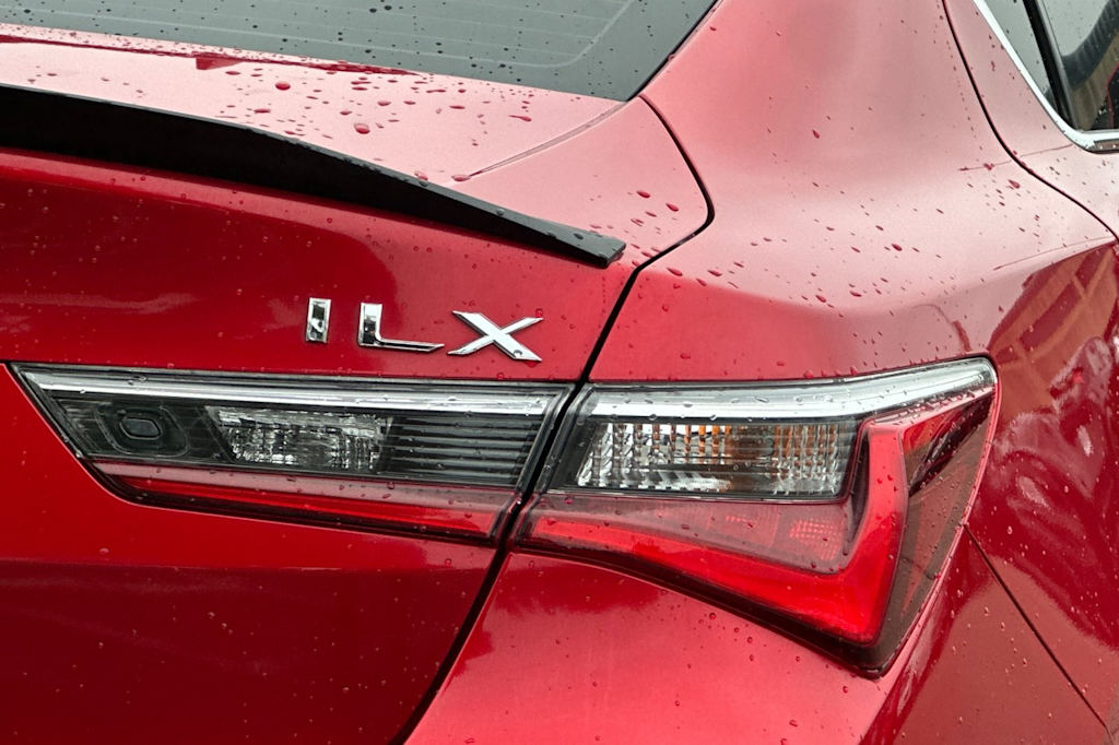 Thumbnail: 2020 Acura ILX - 32