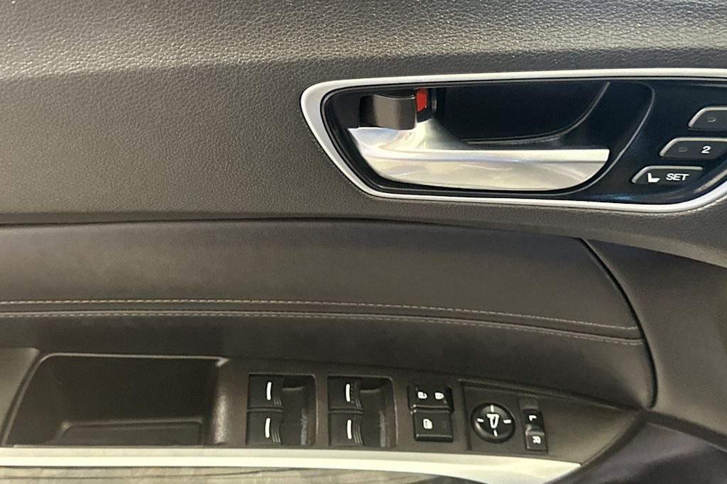 Thumbnail: 2019 Acura TLX - 21