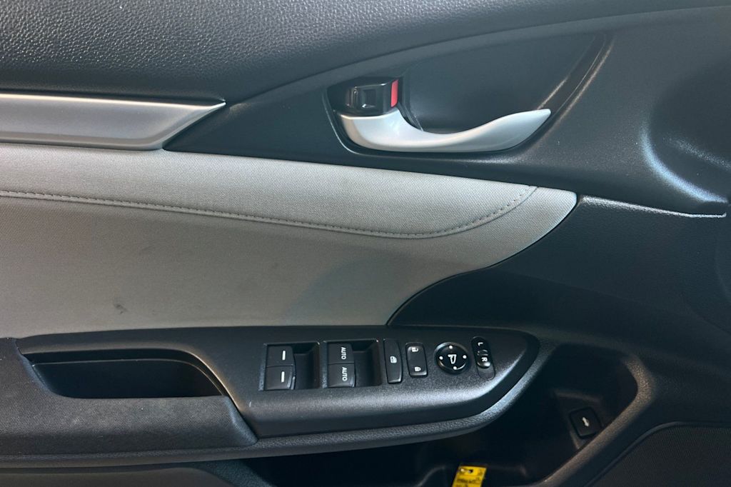 Thumbnail: 2016 Honda Civic - 22