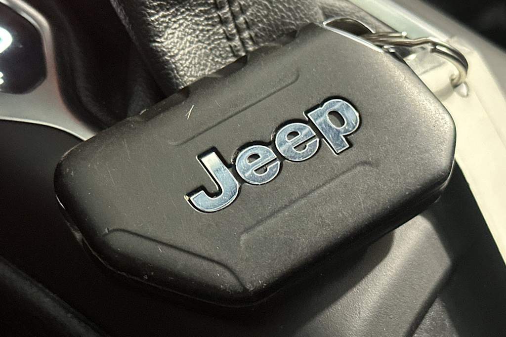 Thumbnail: 2021 Jeep Wrangler - 26