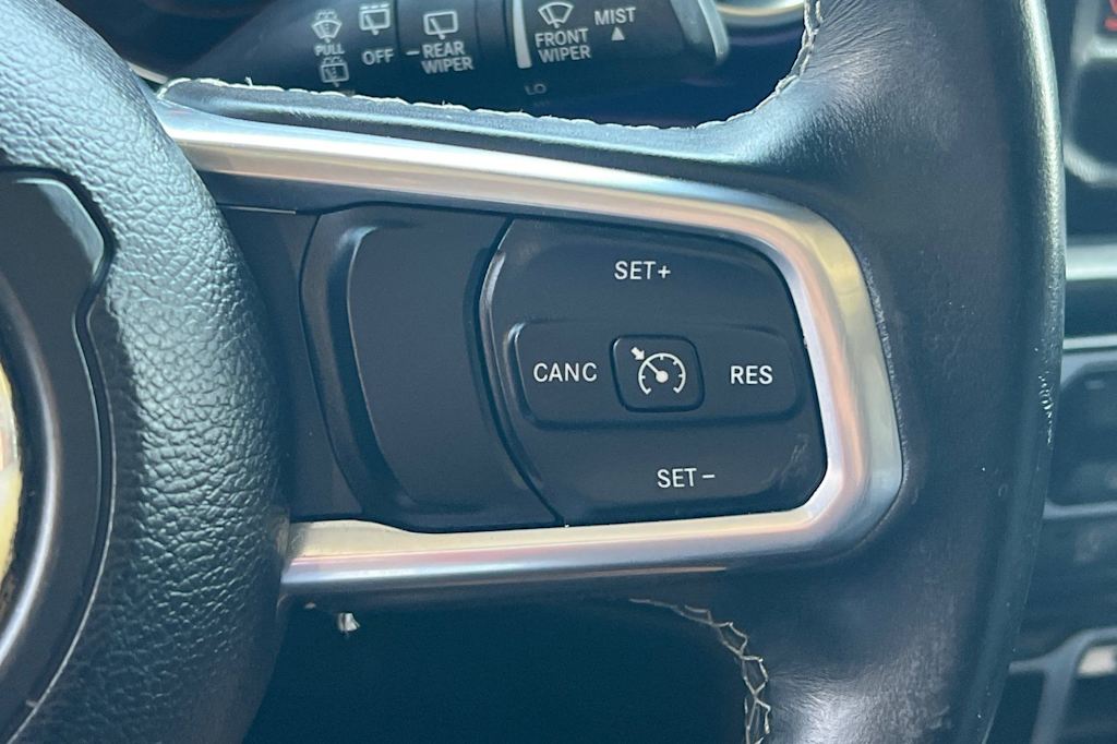 Thumbnail: 2019 Jeep Wrangler - 31