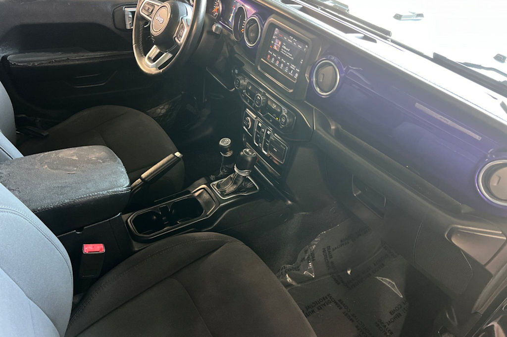 Thumbnail: 2019 Jeep Wrangler - 12