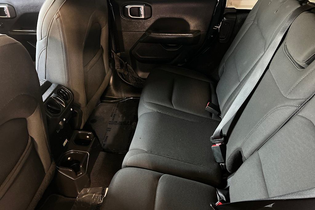 Thumbnail: 2019 Jeep Wrangler - 10