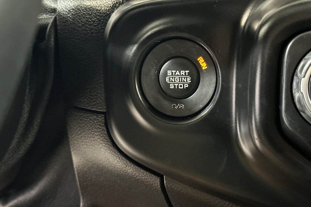 Thumbnail: 2018 Jeep Wrangler - 29