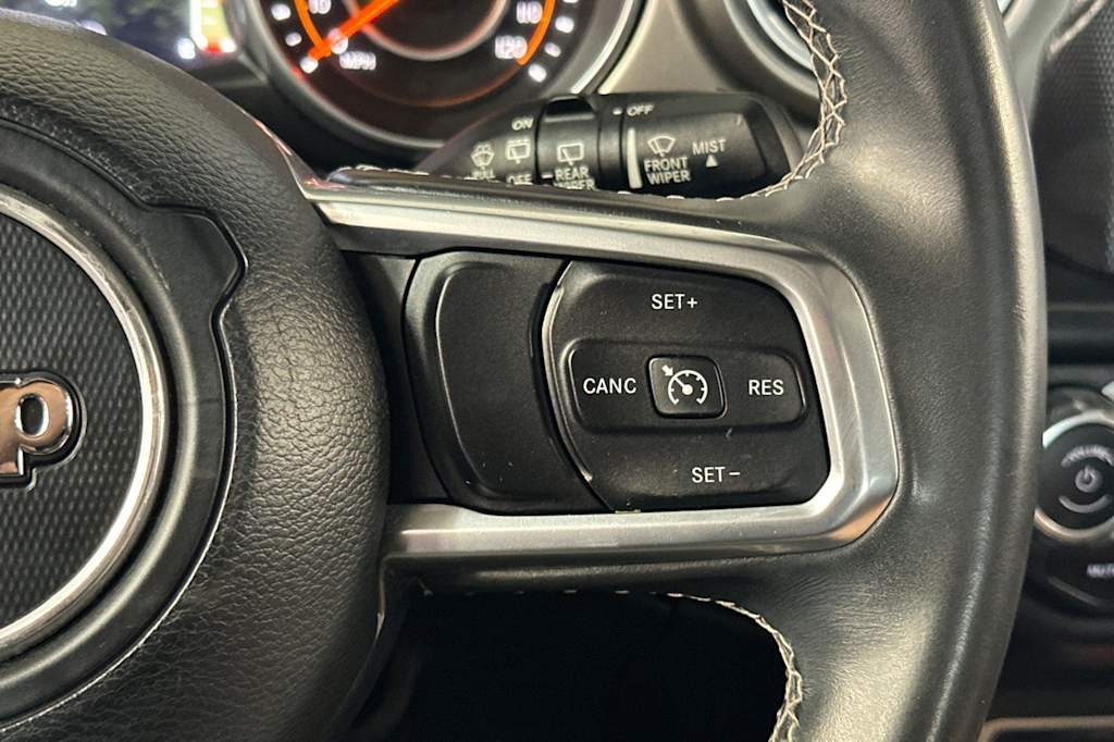 Thumbnail: 2018 Jeep Wrangler - 31