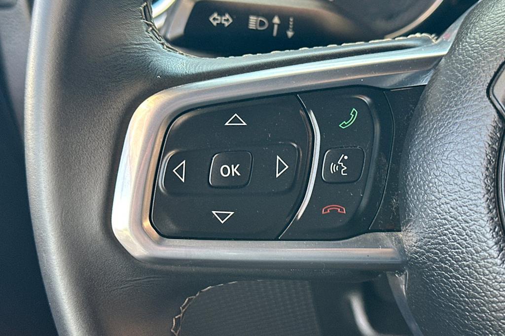 Thumbnail: 2019 Jeep Wrangler - 33