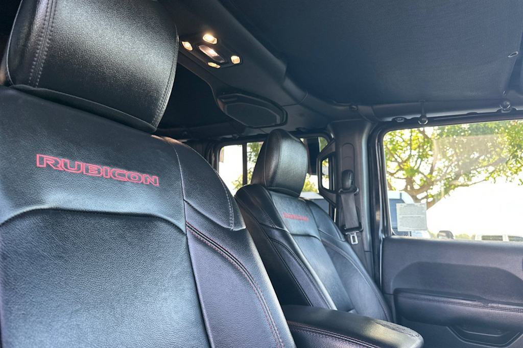 Thumbnail: 2019 Jeep Wrangler - 11