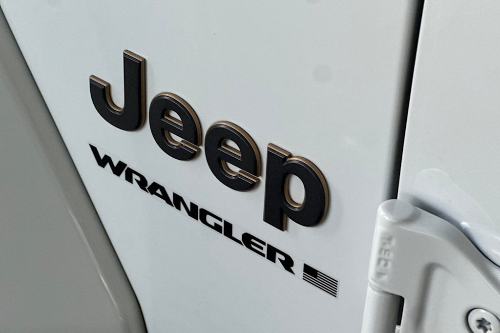 Thumbnail: 2023 Jeep Wrangler - 7