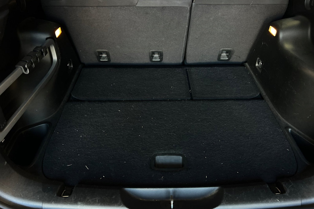 Thumbnail: 2017 Jeep Cherokee - 17