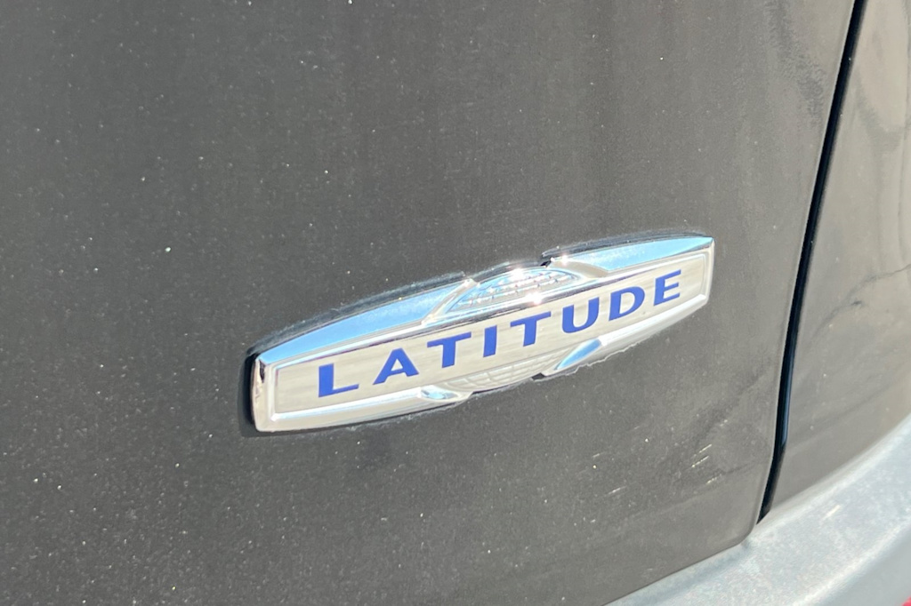 Thumbnail: 2017 Jeep Cherokee - 7