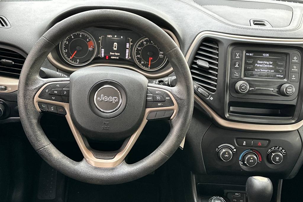 Thumbnail: 2016 Jeep Cherokee - 12