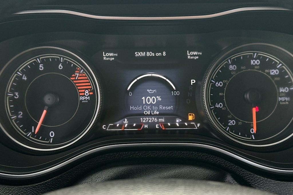 Thumbnail: 2019 Jeep Cherokee - 33