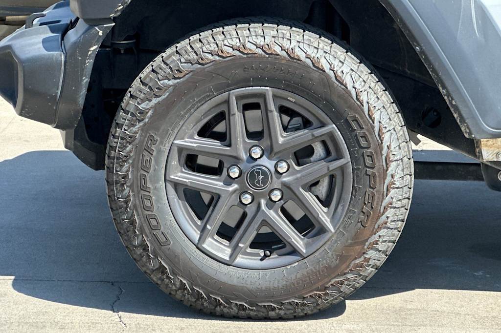Thumbnail: 2024 Jeep Wrangler - 8