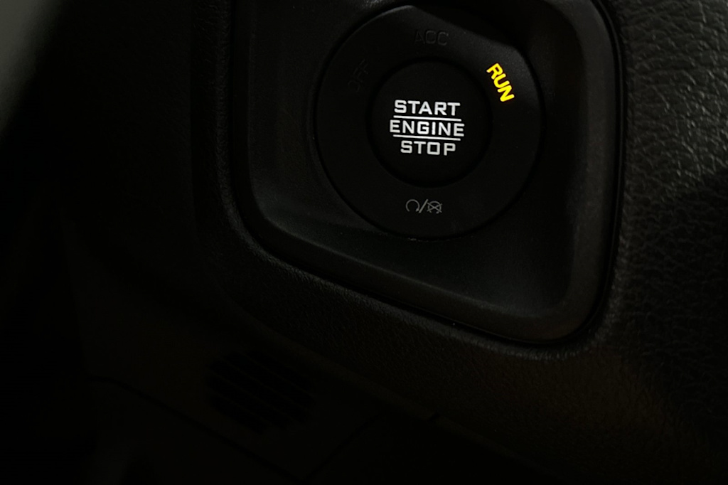 Thumbnail: 2024 Jeep Wrangler - 28