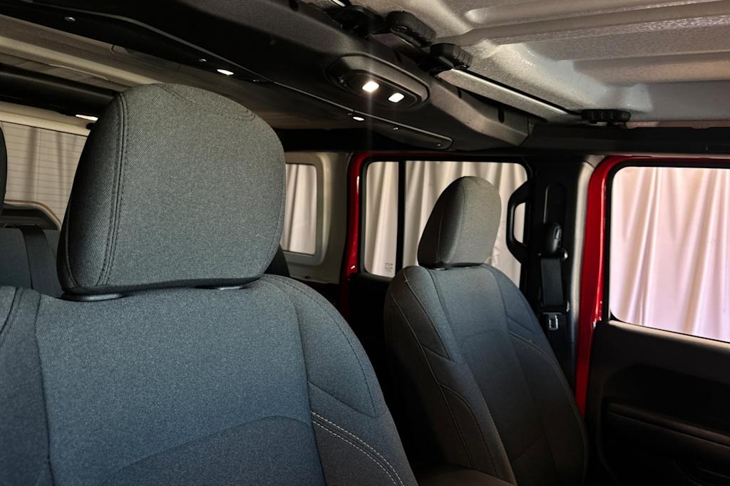 Thumbnail: 2024 Jeep Wrangler - 25