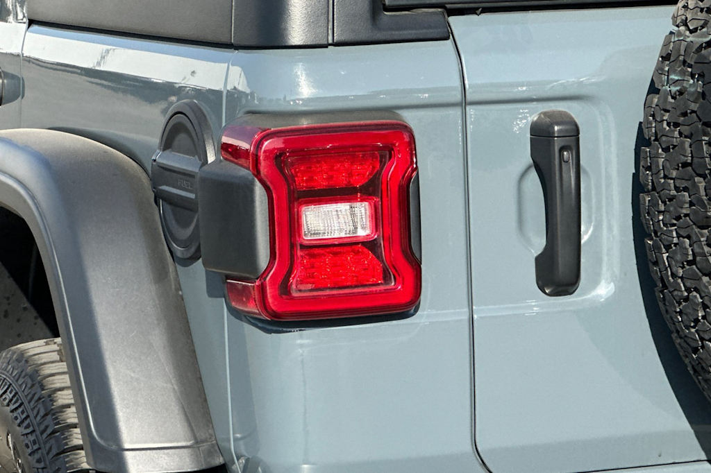 Thumbnail: 2025 Jeep Wrangler - 35