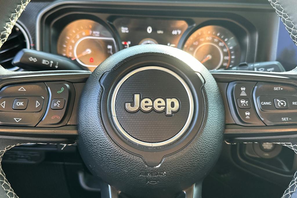 Thumbnail: 2025 Jeep Wrangler - 30